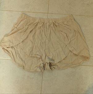 6/$32 Women's Beachy Tan Shorts